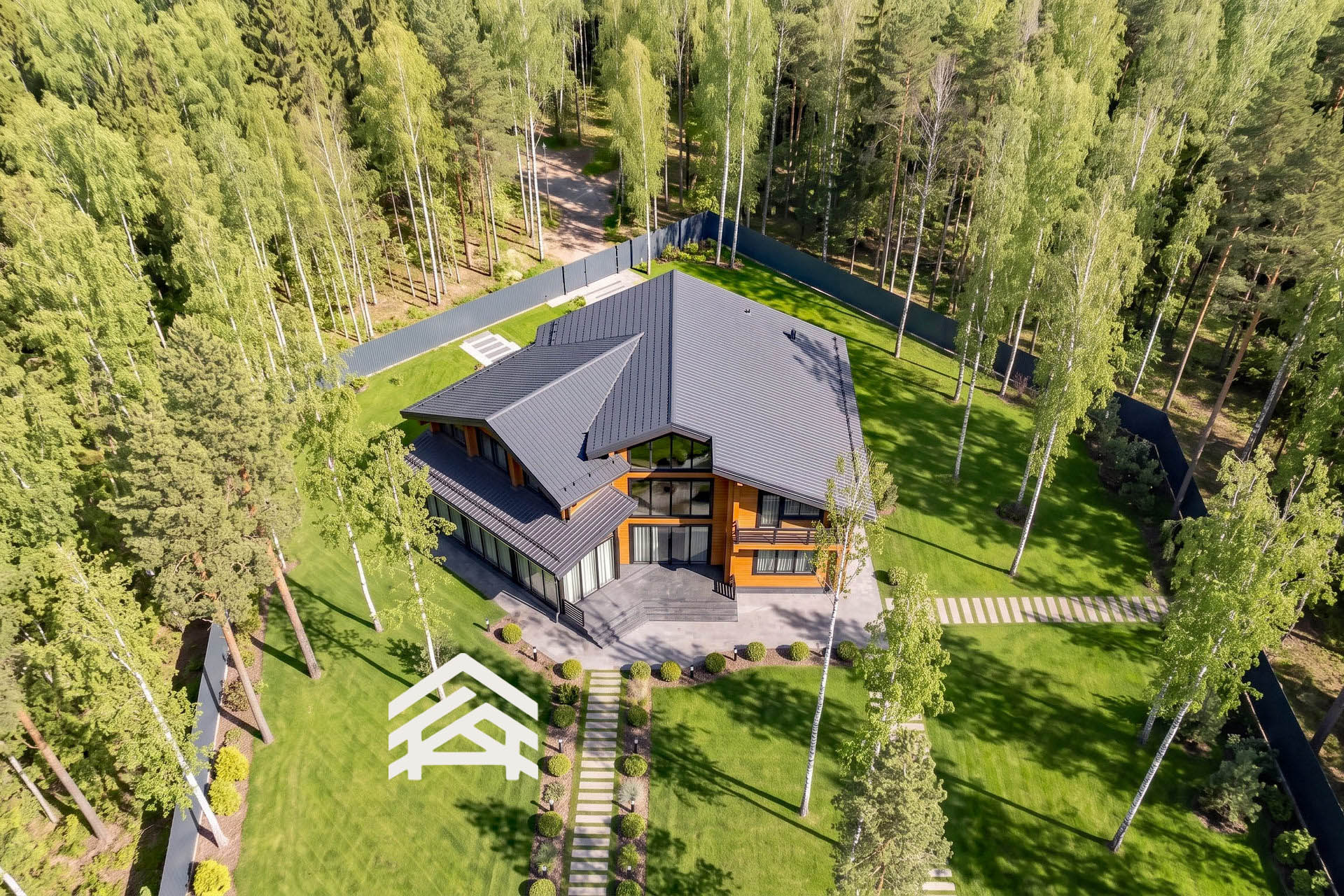 «Семёновское» резиденция из бруса 340 кв.м. 2 02 4